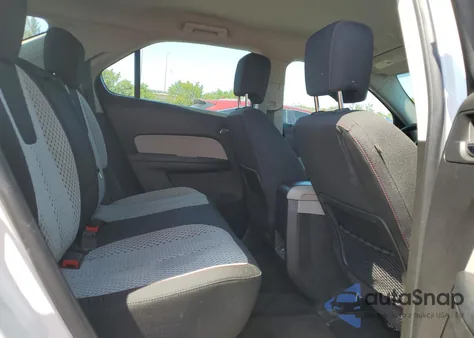 2015 Chevrolet Equinox Ls z USA, uszkodzony, nr VIN 2GNFLEEK5F6118917